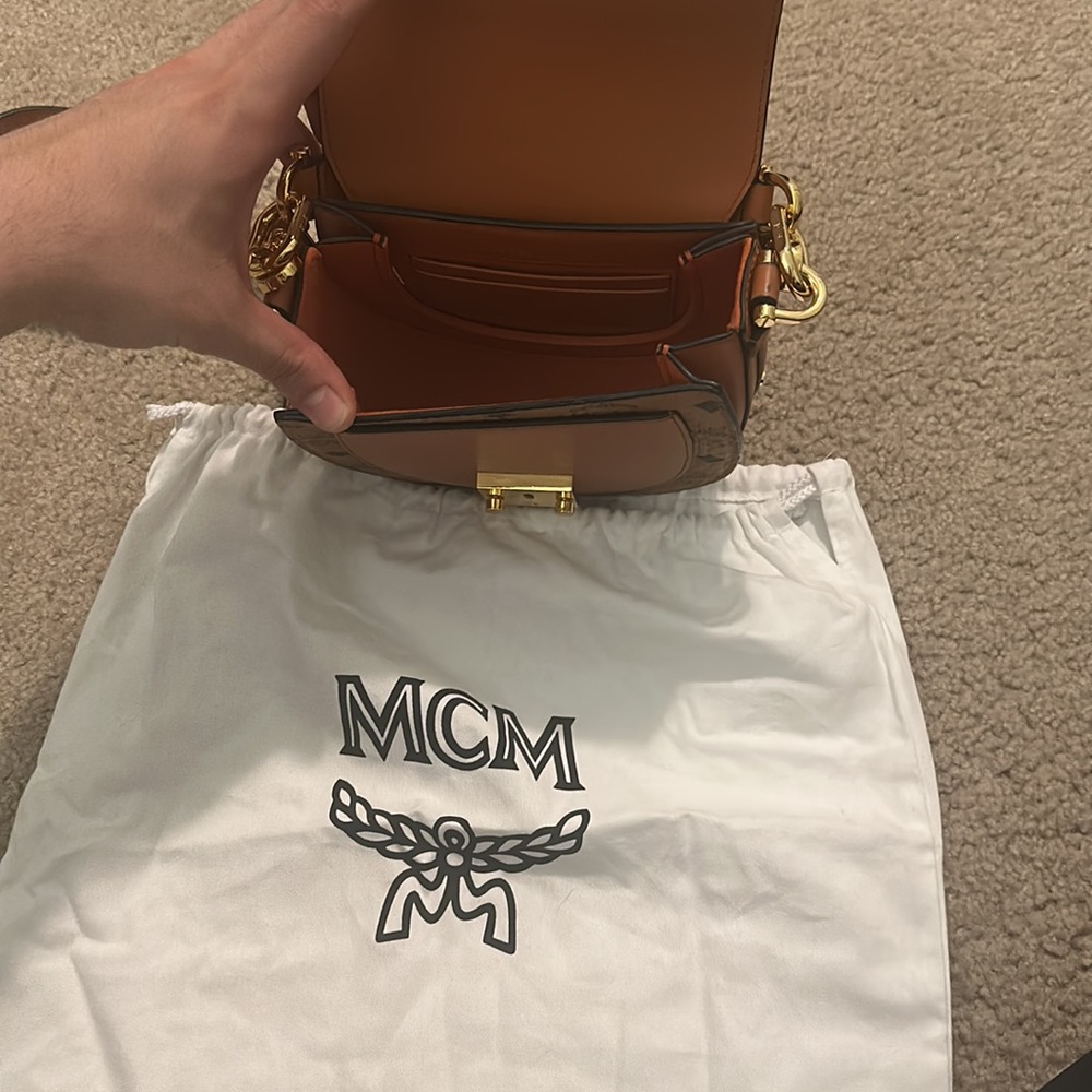 mcm bag - Picture 3 of 3